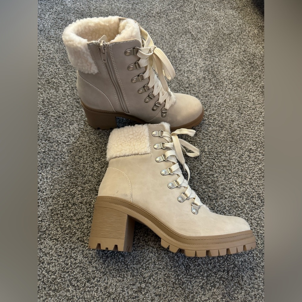 Heeled bootie